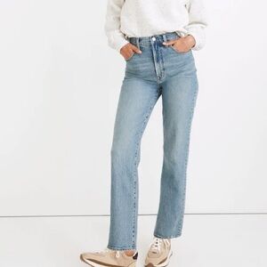 Madewell Perfect Vintage Straight Jean in Hoye Wash, Petite 28, EUC